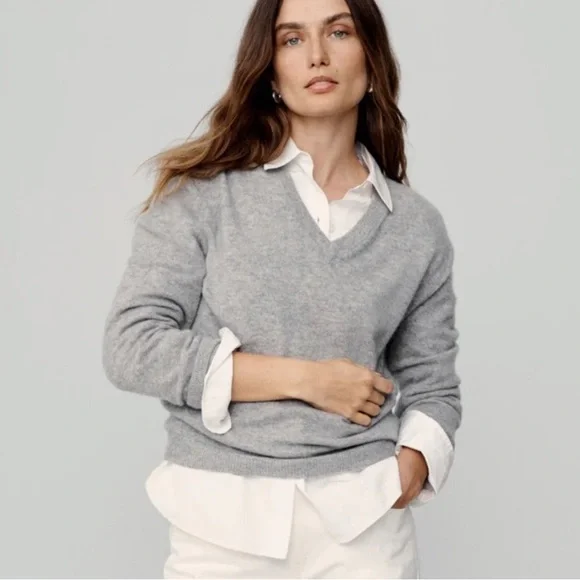 Jenni Kayne Cashmere Flynn Sweater in Grey - Picture 2 of 7